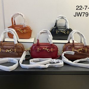 MC-MM-2010-Hand-held women's bag and pillow bag
