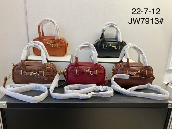 MC-MM-2010-Hand-held women's bag and pillow bag