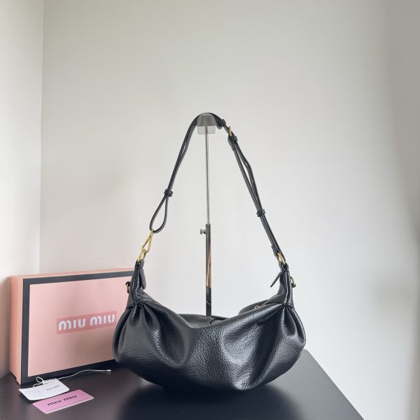 MC-MM-2001-Single-shoulder crossbody bag
